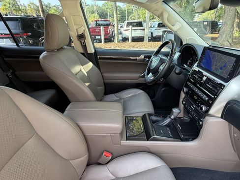 Certified 2023 Lexus GX 460 Luxury w/ Accessory Package AWD/4WD image 83