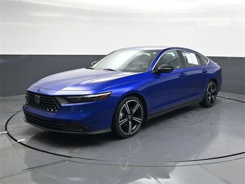 Used 2023 Honda Accord Sport image 8