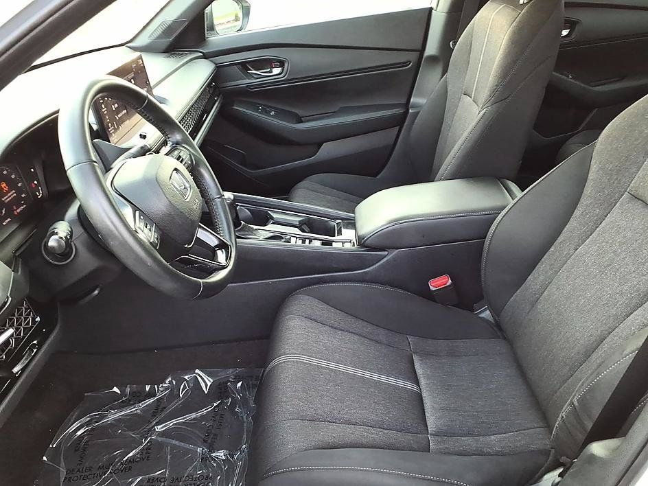 Used 2023 Honda Accord Sport image 14