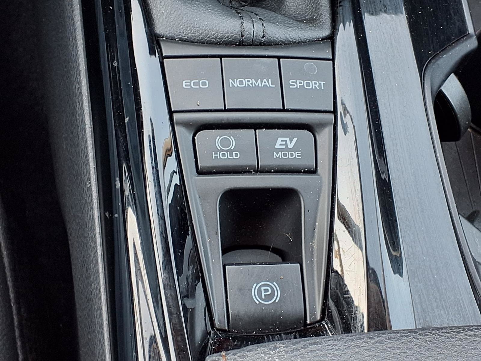 Certified 2026 Toyota Camry XLE FWD image 15