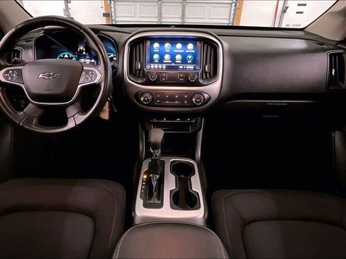 Used 2022 Chevrolet Colorado LT w/ LT Convenience Package image 14
