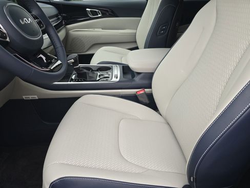 New 2026 Kia Carnival SX Prestige image 7