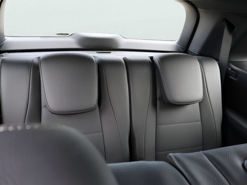 Certified 2025 Mercedes-Benz GLS 450 4MATIC image 15