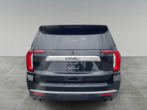 Used 2021 GMC Yukon Denali w/ Denali Premium Package image 4