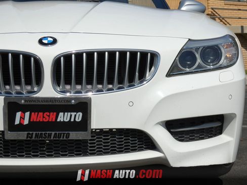 Used 2015 BMW Z4 sDrive35is RWD image 18
