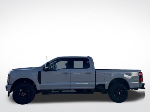 New 2026 Ford F350 Lariat w/ Black Appearance Package image 8