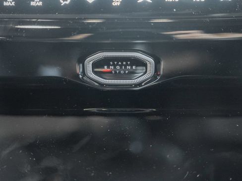 New 2026 Jeep Grand Cherokee L Limited AWD/4WD image 24