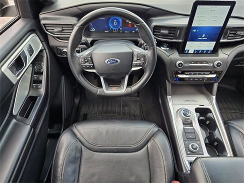 Used 2020 Ford Explorer ST w/ ST Street Pack image 14