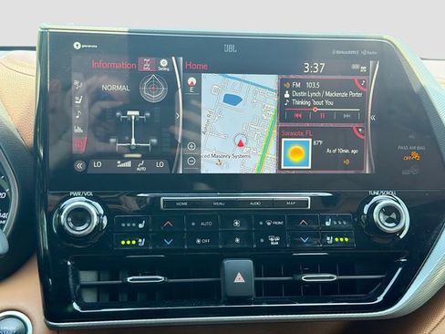 Used 2020 Toyota Highlander Platinum AWD/4WD image 33