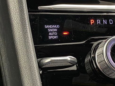 New 2026 Jeep Grand Cherokee Altitude AWD/4WD image 23