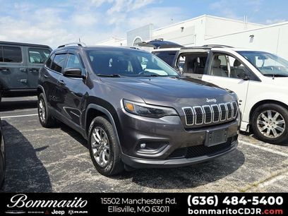Used 2019 Jeep Cherokee Latitude Plus w/ Comfort/Convenience Group