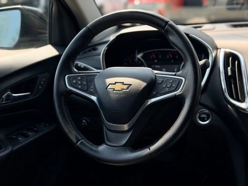 Used 2022 Chevrolet Equinox LT AWD/4WD image 22
