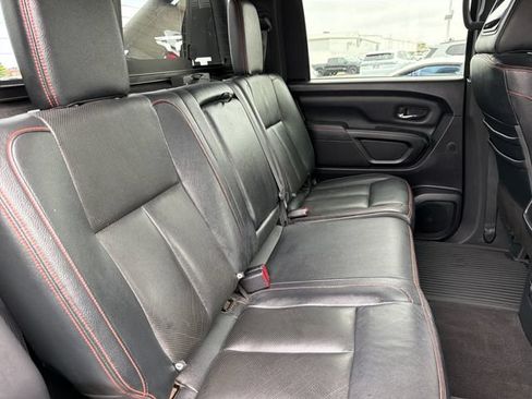 Used 2020 Nissan Titan PRO-4X w/ Pro-4x Convenience Package AWD/4WD image 28