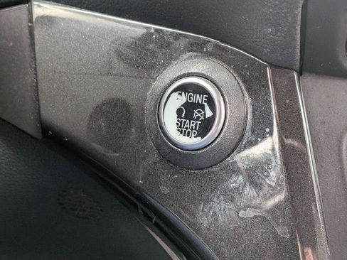 Used 2017 Ford Escape Titanium AWD/4WD image 24