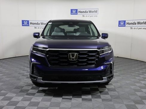 New 2025 Honda Pilot EX-L image 2