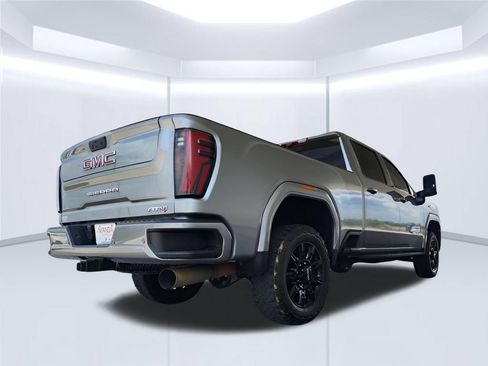 Used 2024 GMC Sierra 2500 AT4 w/ AT4 Premium Plus Package AWD/4WD image 25