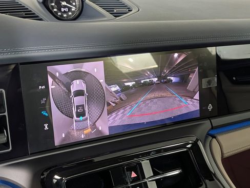 New 2026 Porsche Panamera 4 E-Hybrid AWD/4WD image 32