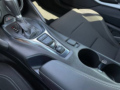 Used 2023 Chevrolet Camaro LT RWD image 18