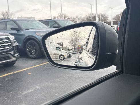 Used 2024 Ford Escape Active image 38