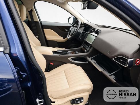 Used 2018 Jaguar F-PACE Portfolio AWD/4WD image 9