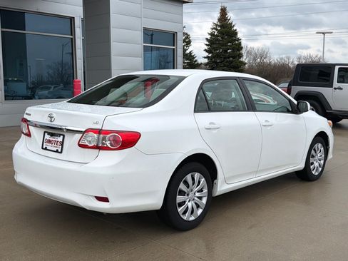 Used 2012 Toyota Corolla LE FWD image 7
