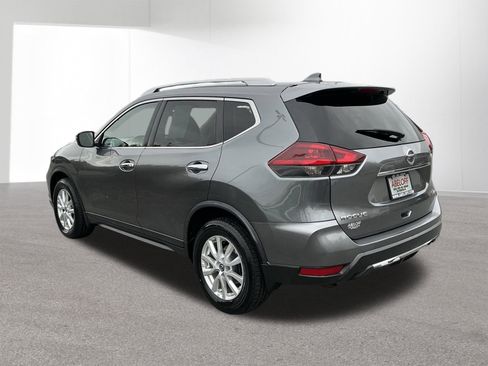 Used 2018 Nissan Rogue SV AWD/4WD image 5