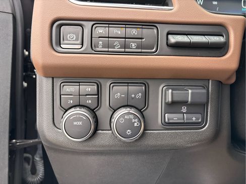 Certified 2024 Chevrolet Tahoe High Country w/ Max Trailering Package image 24