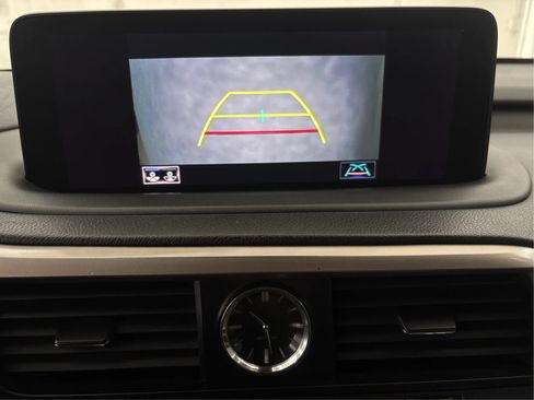 Used 2020 Lexus RX 350L Premium w/ Premium Package AWD/4WD image 36