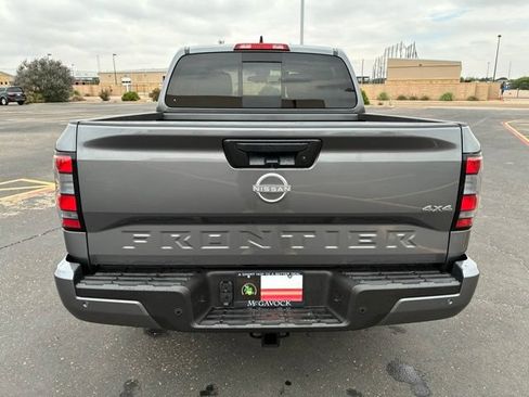 Certified 2025 Nissan Frontier SV w/ SV Convenience Package AWD/4WD image 5