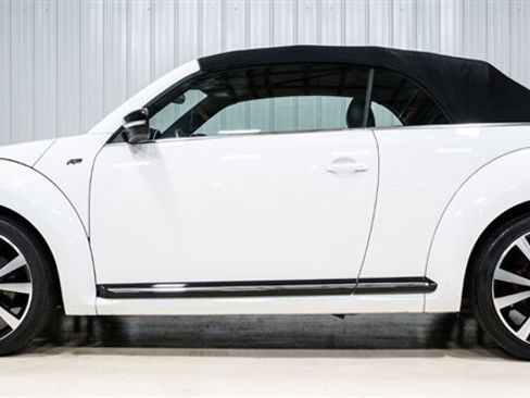 Used 2014 Volkswagen Beetle R-Line FWD image 2