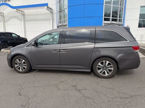 Used 2014 Honda Odyssey Touring image 7