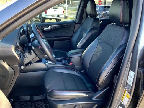 Used 2024 Ford Escape ST-Line w/ Tech Pack #1 image 8