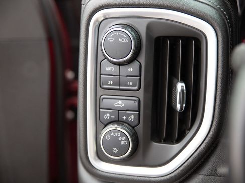 Used 2020 Chevrolet Silverado 1500 LT w/ All-Star Edition image 18