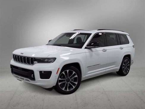 Certified 2023 Jeep Grand Cherokee L Overland image 1