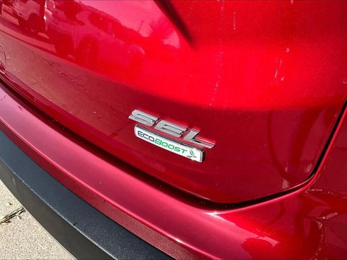 Used 2019 Ford Edge SEL w/ Equipment Group 201A image 10