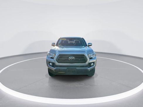 Used 2023 Toyota Tacoma TRD Sport image 3