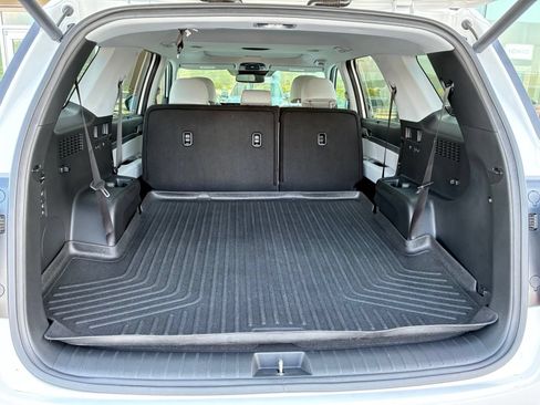 Used 2022 Hyundai Palisade SEL w/ 8P Bench Seat Package FWD image 17