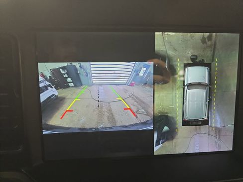 Used 2024 Ford Bronco Wildtrak image 25