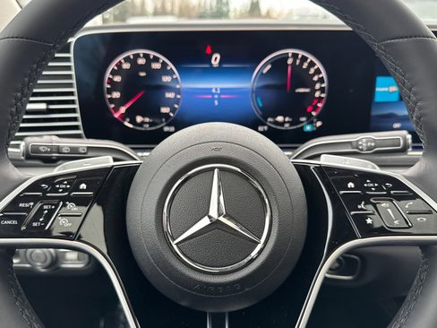 New 2026 Mercedes-Benz GLE 450e 4MATIC image 24
