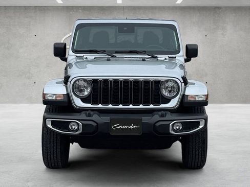 Used 2024 Jeep Gladiator Sport image 18