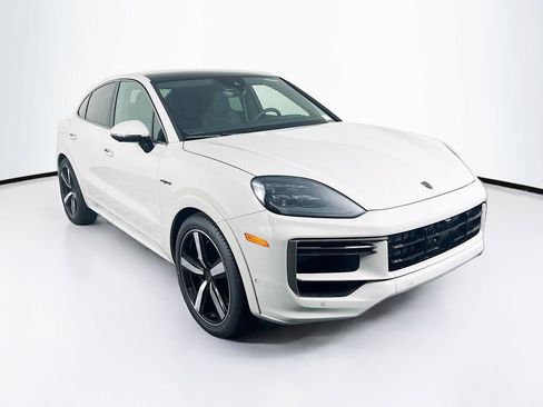 New 2026 Porsche Cayenne Turbo AWD/4WD image 7