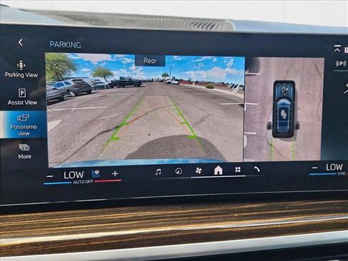 Used 2024 BMW X7 xDrive40i image 18