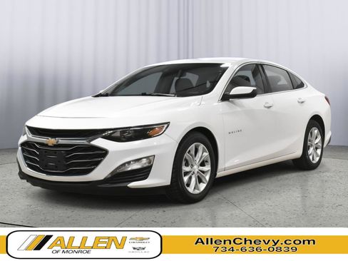 Used 2024 Chevrolet Malibu LT FWD image 1
