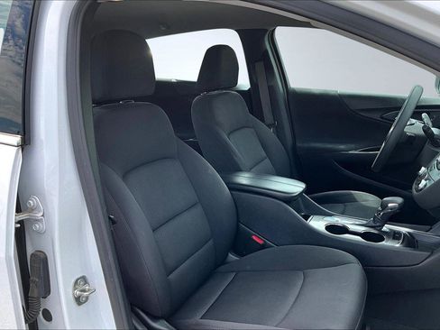 Certified 2021 Chevrolet Malibu LT image 19