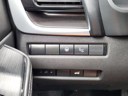 Used 2022 Nissan Rogue Platinum w/ Head-Up Display Package AWD/4WD image 25