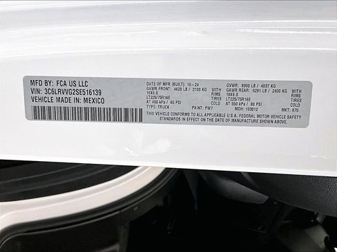 Used 2025 RAM ProMaster 2500 w/ U-Haul Equipment Group FWD image 31