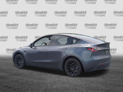 Used 2021 Tesla Model Y 2WD image 8