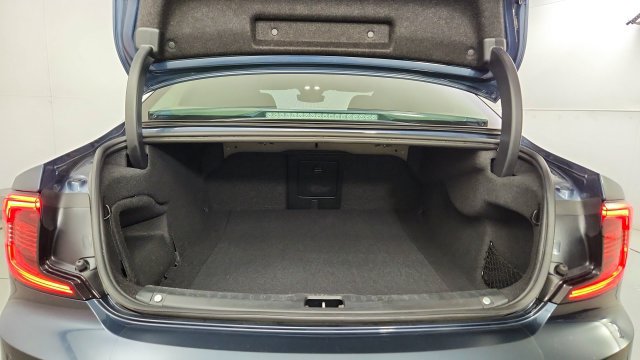 Certified 2023 Volvo S90 B6 Plus w/ Protection Package Premier AWD/4WD image 40