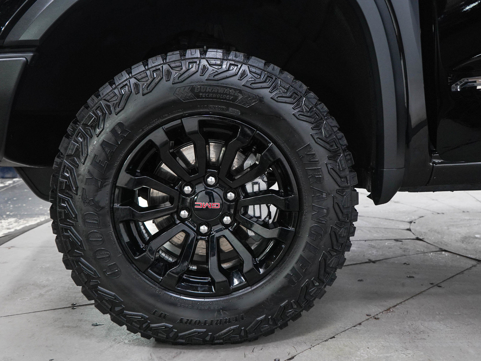 Used 2023 GMC Sierra 1500 AT4X AWD/4WD image 31