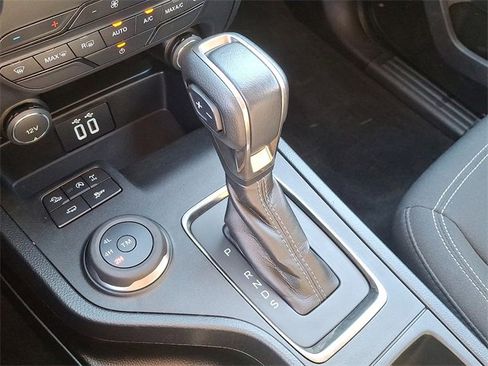 Used 2020 Ford Ranger XLT w/ Equipment Group 301A Mid image 17